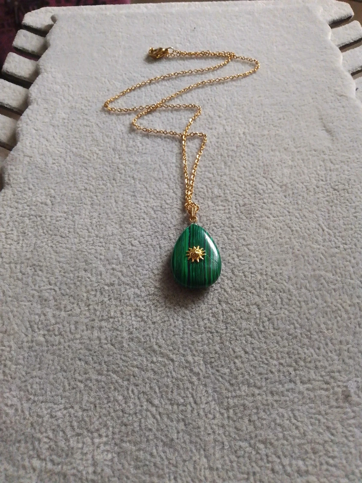 Green stone sun necklace – photo 3